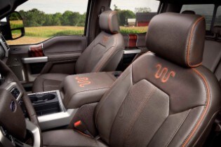 2017 all-new F-350 Super Duty 4x4 Crew Cab King Ranch
